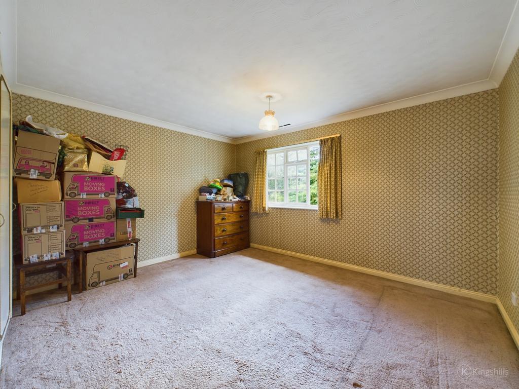 2nd Bedroom