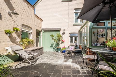 3 Majorfield Road, Topsham, Exeter, EX3 0ES