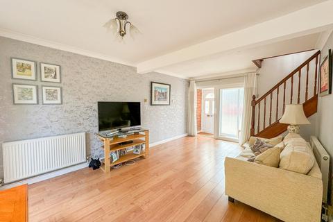 4 bedroom semi-detached house for sale, Hawthorne Gardens, Hockley