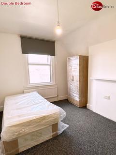 1 bedroom in a flat share to rent, Thornton Heath, CR7