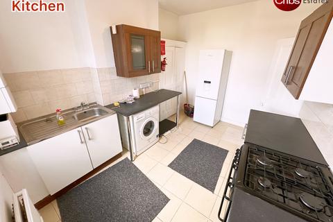 undefined, Thornton Heath, CR7