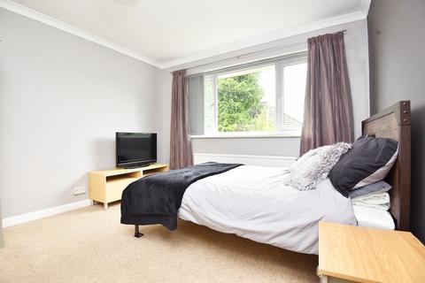 3 bedroom semi-detached bungalow for sale, Woodlands Close, Harrogate