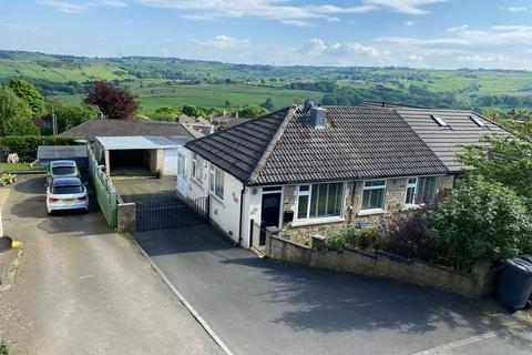 2 bedroom detached bungalow for sale, Sapgate Lane, Bradford BD13