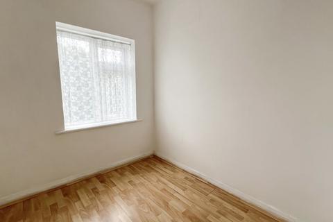 64 Bratton Road, Westbury, BA13 3ES