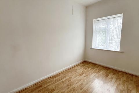 64 Bratton Road, Westbury, BA13 3ES