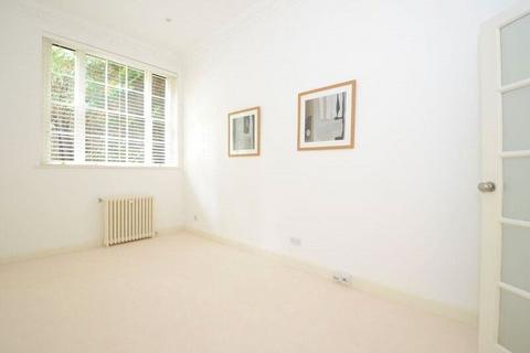 2 bedroom flat for sale, Flat K, Dormy House, Portnall Drive, Virginia Water, Surrey, GU25 4NP