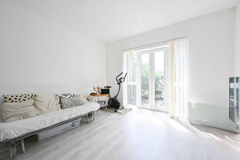 1 bedroom flat for sale, Fern Walk, Bermondsey, London, SE16