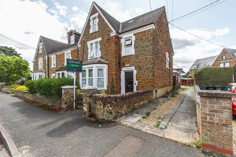 5 bedroom end of terrace house for sale, Hunstanton