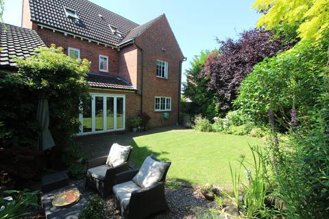 5 bedroom detached house for sale, Lockside Close, Leicester LE2