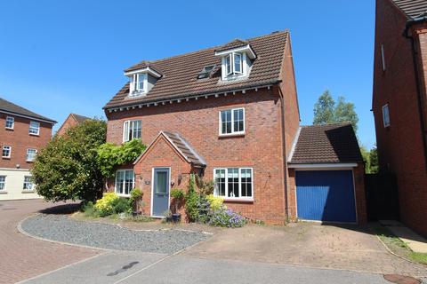 5 bedroom detached house for sale, Lockside Close, Leicester LE2