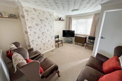 3 bedroom townhouse for sale, Margaret Close, Reading