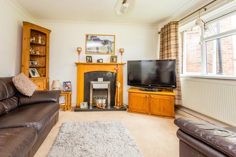 2 bedroom flat for sale, Dell Place, Rushden NN10