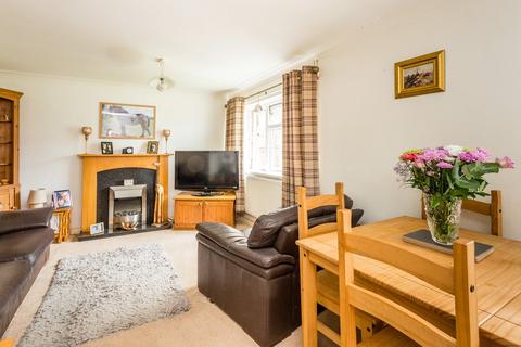 2 bedroom flat for sale, Dell Place, Rushden NN10