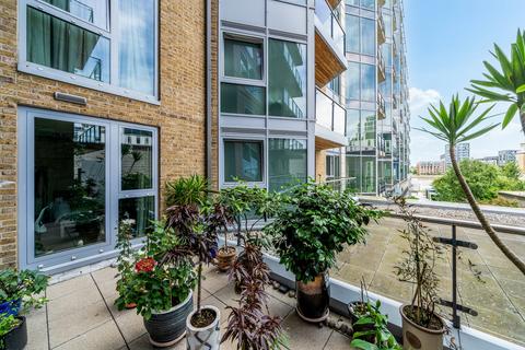 2 bedroom apartment for sale, Flotilla House, Battersea Reach