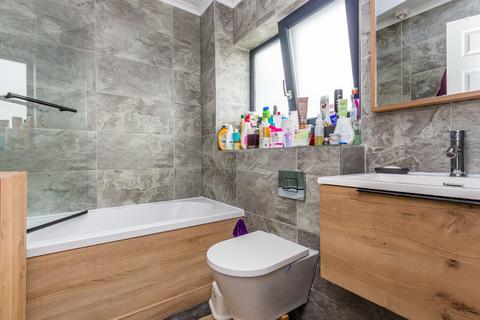 21 Birch Road, Rushden, NN10 0JR