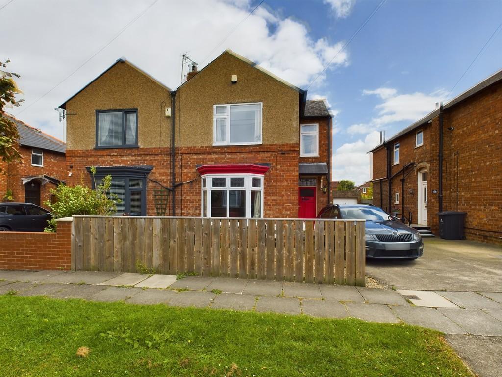 Walworth Crescent, Darlington... 3 bed semidetached house for sale £