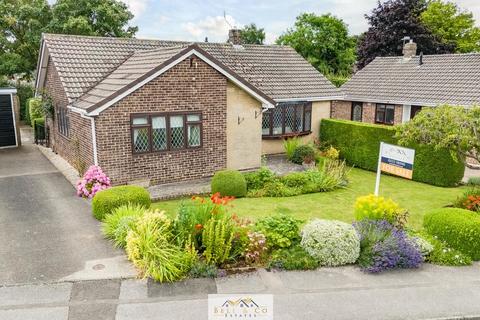 2 bedroom detached bungalow for sale, Hawthorne Avenue, Sheffield S25