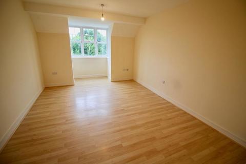 2 bedroom apartment to rent, Heol Tre Forys, Penarth CF64