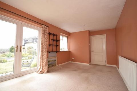 2 bedroom terraced house to rent, Bakers Parade, BATH BA2