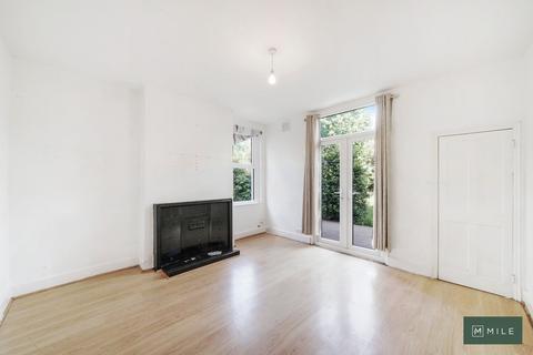 2 bedroom ground floor flat for sale, Monson Road, London NW10