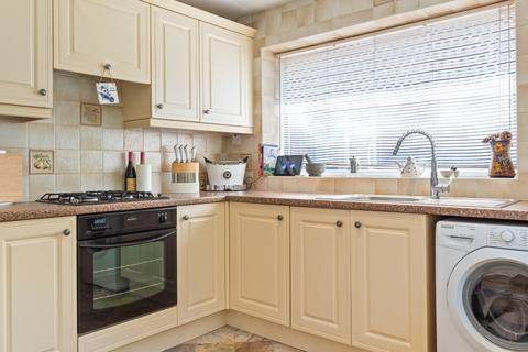 26 Sterling Crescent, Waltham, Grimsby, DN37 0DN