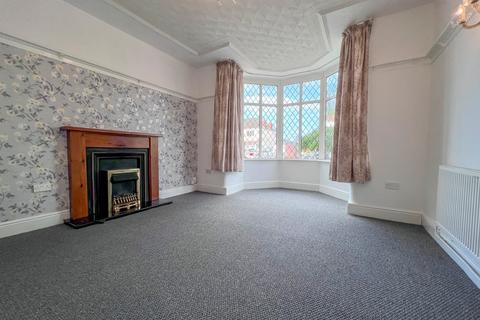 3 bedroom semi-detached house for sale, Grimsby Road, Cleethorpes, N.E Lincolnshire, DN35