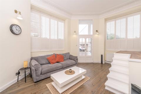 2 bedroom flat for sale, 58 Sciennes, Edinburgh, EH9