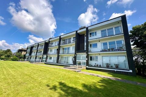 2 bedroom apartment for sale, Eastwood Court, Albert Promenade, Savile Park, Halifax