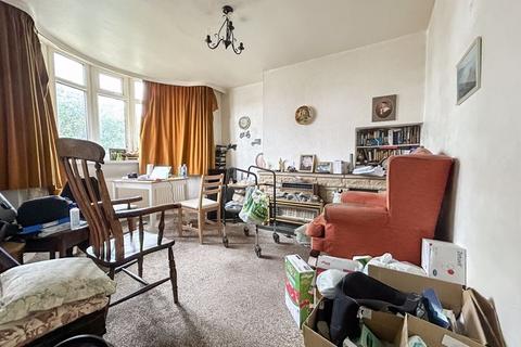 4 Rowton Drive, Sutton Coldfield, B74 2AG