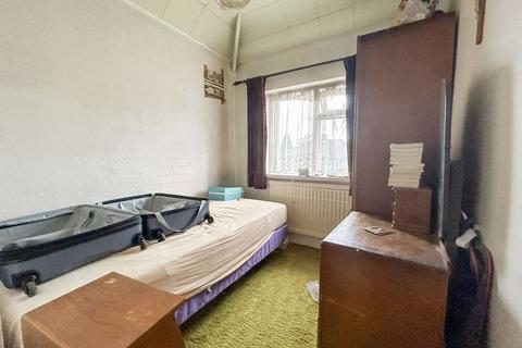 4 Rowton Drive, Sutton Coldfield, B74 2AG