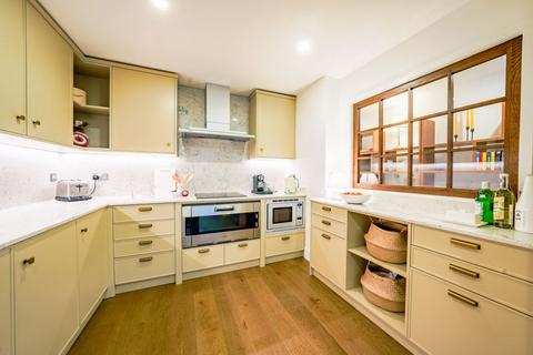 2 bedroom apartment to rent, Fabulous Two Bedroom Apartment in Putney Wharf