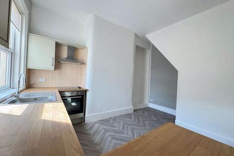 2 bedroom terraced house to rent, Ainsworth Road, Radcliffe, Manchester *AVAILABLE NOW*