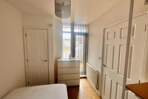 1 bedroom apartment to rent, Church Street, Nottingham NG9