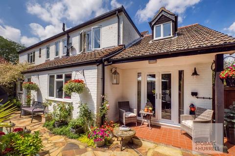 4 bedroom detached house for sale, The Street, Norwich NR12