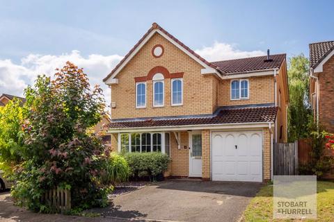 4 bedroom detached house for sale, Musketeer Way, Norwich NR7