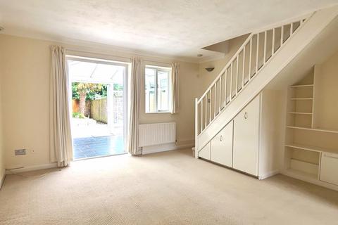 16 Farnefold Road, Steyning, BN44 3SN