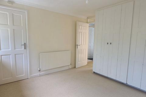 16 Farnefold Road, Steyning, BN44 3SN