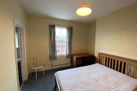 1 bedroom in a house share to rent, Victoria Road, Cambridge CB4