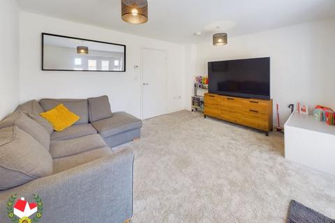 3 bedroom end of terrace house for sale, Boulmer Avenue, Kingsway, Gloucester