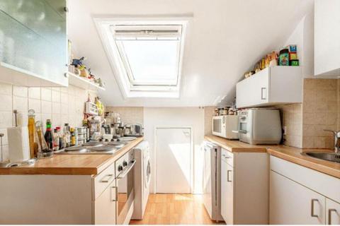 1 bedroom flat for sale, Goldhurst Terrace, South Hampstead NW6