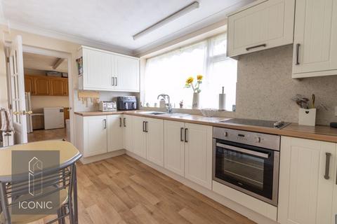 3 bedroom chalet for sale, The Street, Felthorpe, Norwich