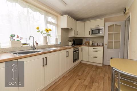 3 bedroom chalet for sale, The Street, Felthorpe, Norwich