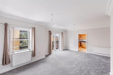 2 bedroom apartment for sale, Grove Park Crescent, Gosforth Newcastle upon Tyne