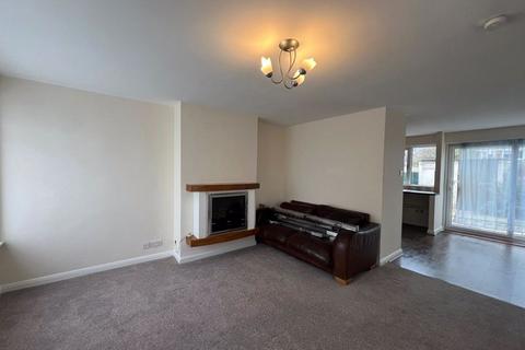 3 bedroom terraced house to rent, Farley Close, Bristol