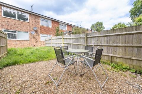 2 bedroom flat for sale, The Drive, Uckfield