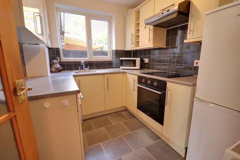 5 Heron Close, Coven, Wolverhampton, WV9 5JE