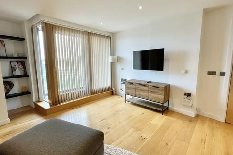 2 bedroom apartment to rent, Wharf Approach, Leeds LS1