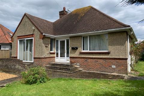 2 bedroom bungalow for sale, Twitten Way, Worthing, BN14