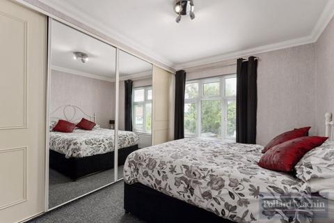58 Farnborough Crescent, South Croydon, CR2 8HA
