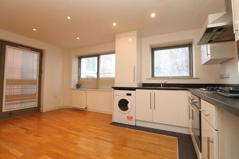 undefined, Castle Lane, Bedford MK40